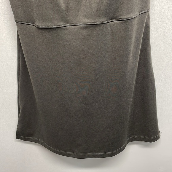 Athleta Inner Strength Built In Bra Tank Top Olive Green 36C - Picture 3 of 15